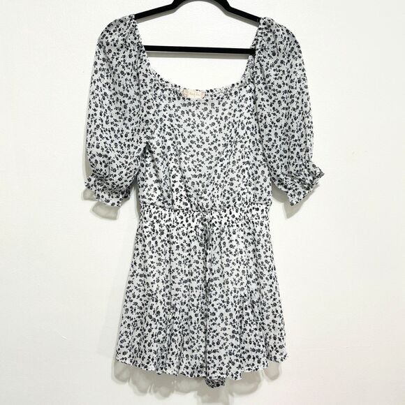 Altar'd State Floral Shorts Romper Sz Small Black White Elastic Waist w/Tie - Picture 1 of 8